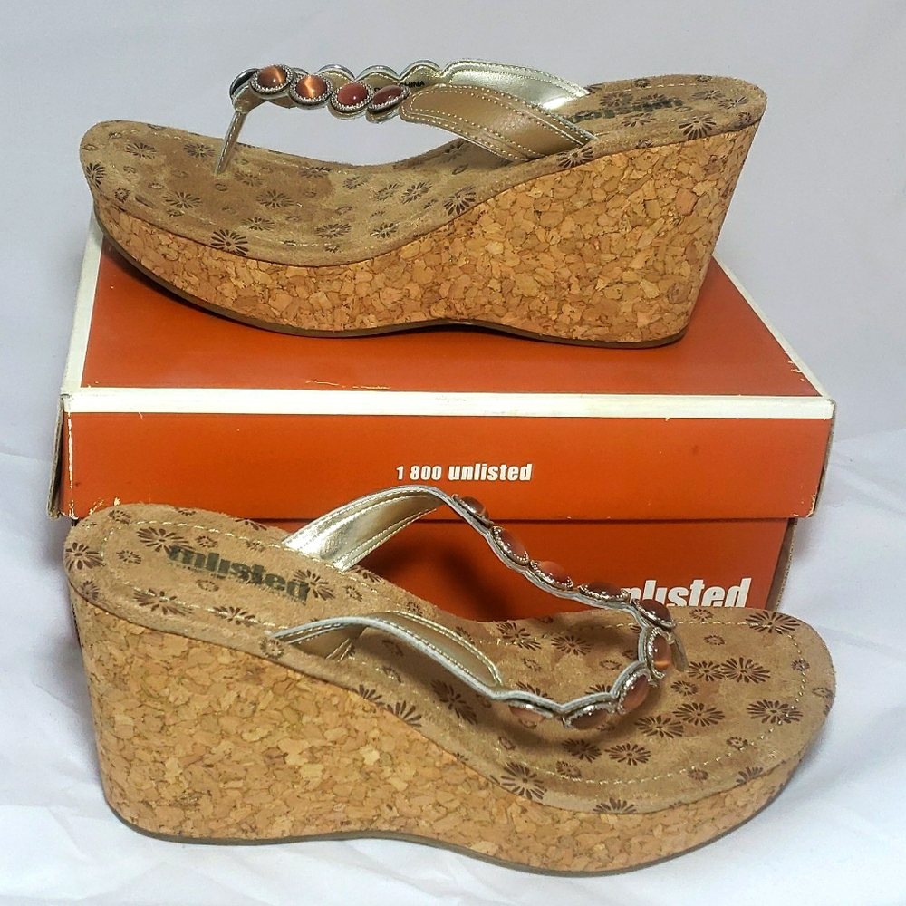 Cork wedge thongs